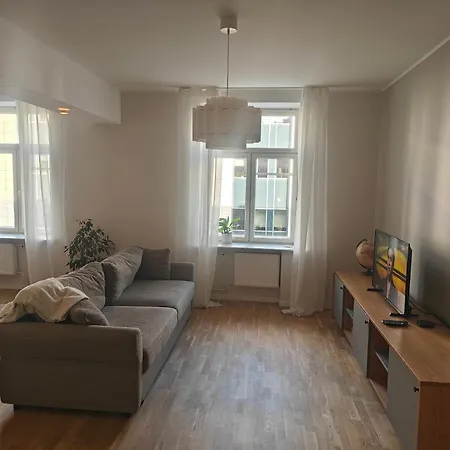 Spacious Near Old Town And Harbor Апартаменты