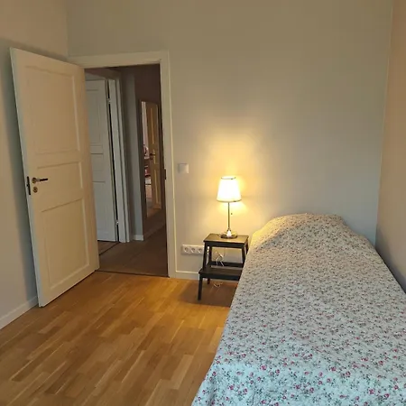 Spacious Near Old Town And Harbor Апартаменты